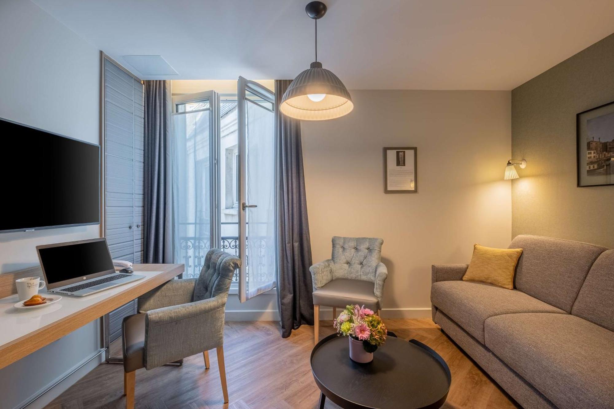 Western Premier Littéraire Le Swann Paris